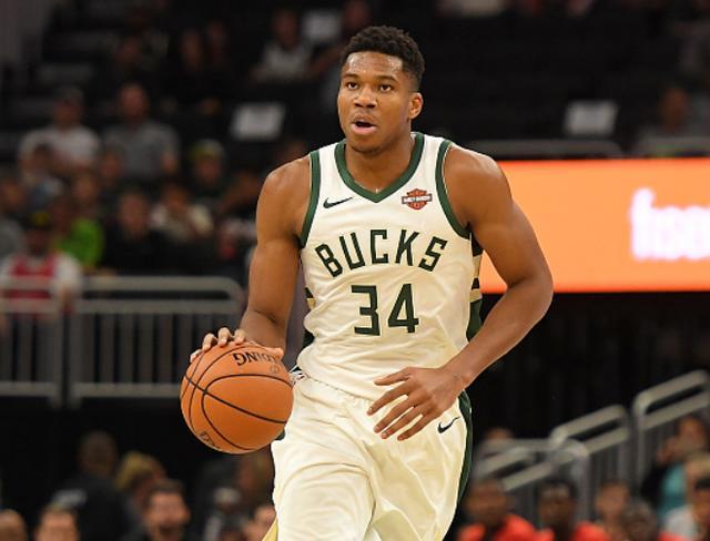 新秀跑卫菲 新秀跑卫菲