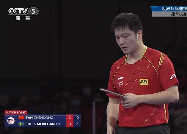 约翰逊在攻 约翰逊在攻