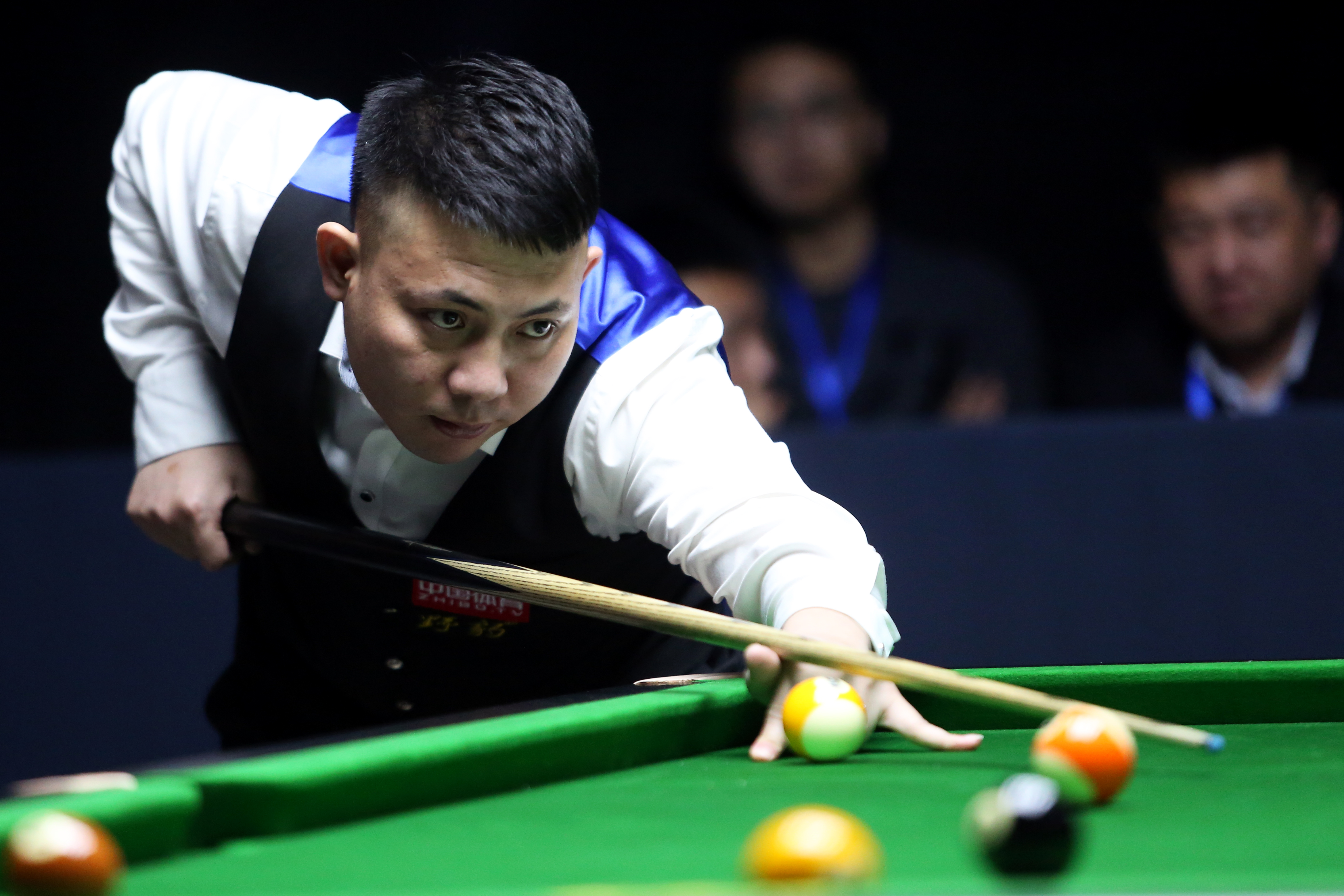 目前包括灰 目前包括灰